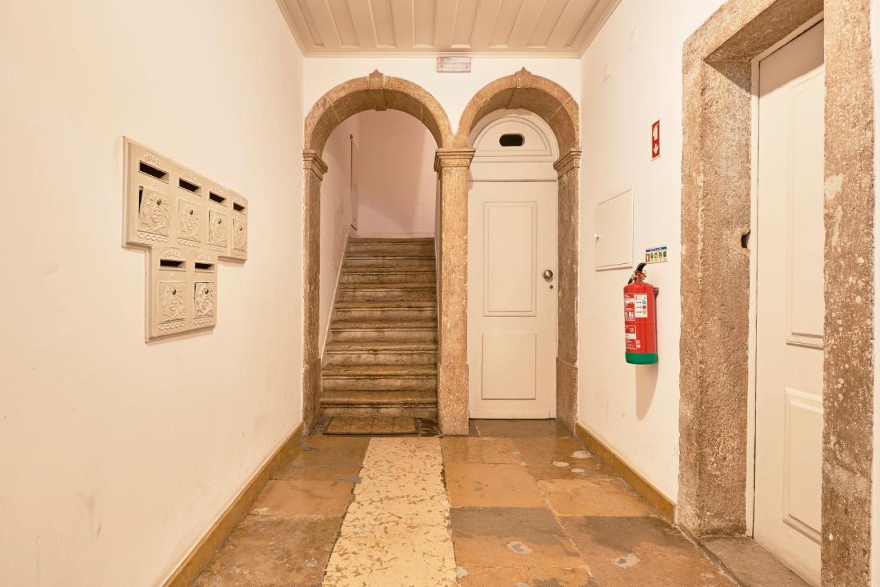 Spacious Apartment In The Perfect Lisbon Location, By Timecooler Exterior photo